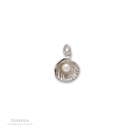 Sterling Silver & Pearl Seashell Pendant